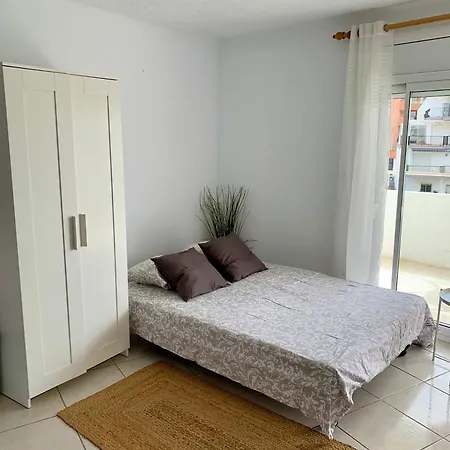 Apartment Con Piscina - Magnificas Vistas Al Canal - Aire Acondicionado A *
